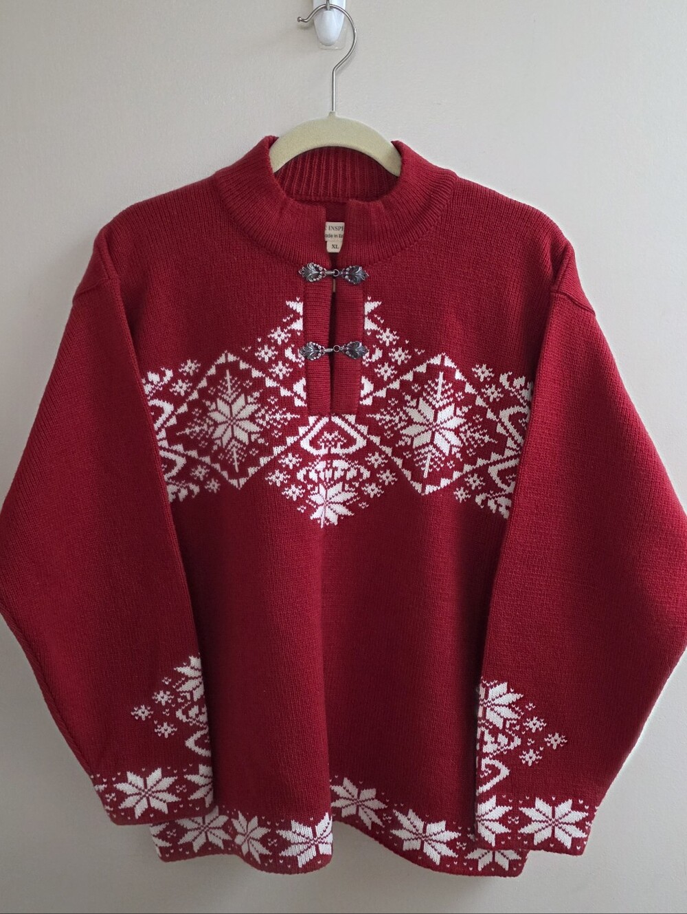 Baltic Inspirations Red White Snowflake Sweater Wool XL